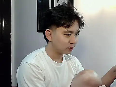 Snapshot of alfonsoasiancutie chatting on December 18, 2025, 12:09 pm alfonsoasiancutie online show from December 18, 2025, 12:09 pm