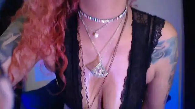 Snapshot of Agatha_Tenebris chatting on September 30, 2025, 7:09 pm Agatha Tenebris online show from September 30, 2025, 7:09 pm