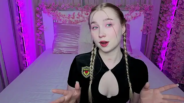 Snapshot of LilyStarlight chatting on June 21, 2026, 4:07 am LilyStarlight online show from June 21, 2026, 4:07 am