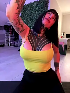 InkedBiitch online show from December 5, 2024, 5:43 am