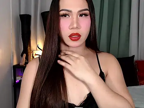 Snapshot of elise_bloom69 chatting on June 18, 2026, 4:45 pm elise bloom69 online show from June 18, 2026, 4:45 pm