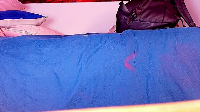  ebony-queen  online show from September 26, 2025, 1:18 pm