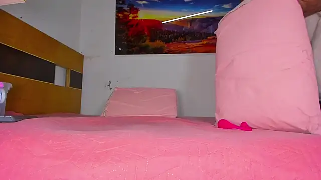  ebony-queen  online show from March 20, 2025, 12:00 pm