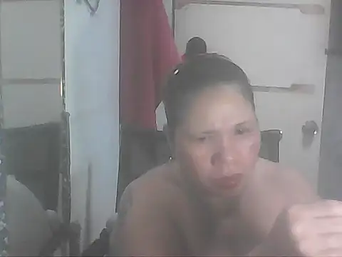 hotwet mama4uxx online show from September 12, 2025, 7:19 am