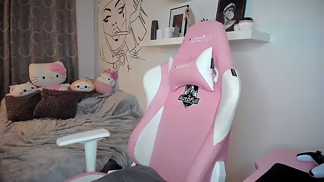 na dolli online show from February 25, 2025, 7:06 pm