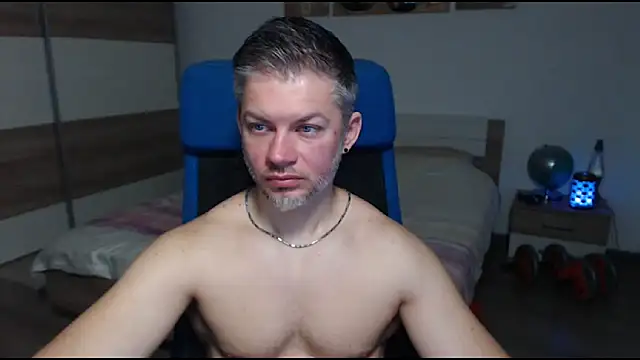 RobbyShawz online show from March 11, 2025, 6:08 am