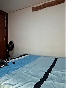 Natashariley1 online show from February 14, 2025, 8:05 pm