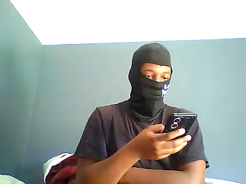 TitularAdaption online show from December 2, 2025, 8:05 am