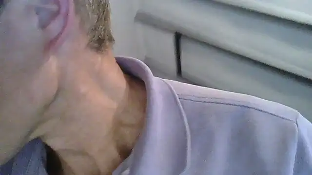 xykenrahxh online show from December 17, 2024, 7:04 pm