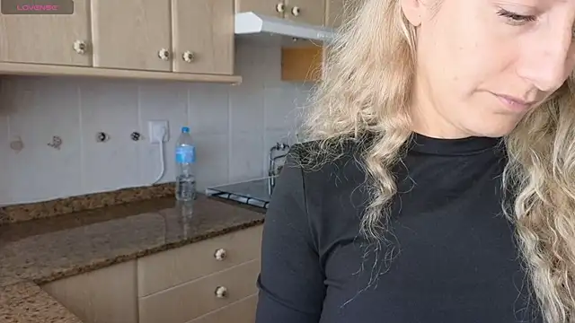 Lunamix online show from February 21, 2026, 12:18 pm