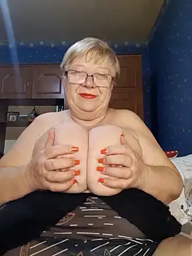 Lena Gaby online show from October 13, 2025, 4:47 am