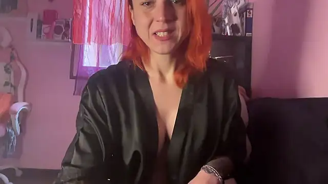 Nikky Divine online show from January 12, 2026, 7:59 am