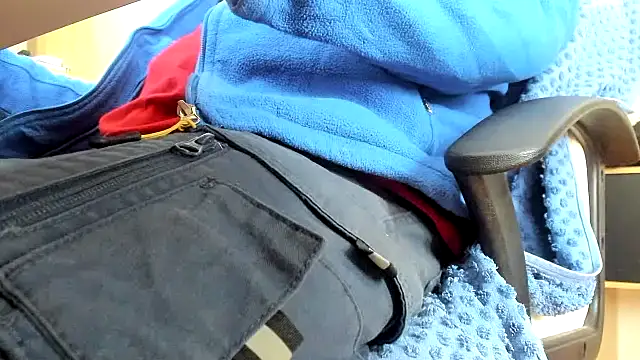 leccaleccafiga online show from September 29, 2025, 9:27 am