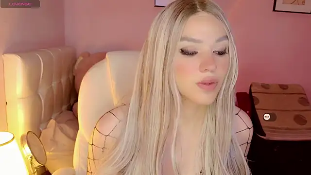 EvaEvangeline online show from March 18, 2025, 10:28 am