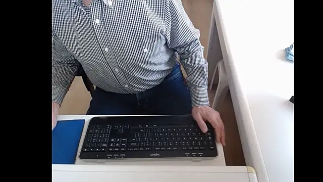 dutchpornking online show from March 19, 2025, 8:23 am