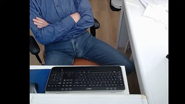 dutchpornking online show from March 18, 2025, 3:22 pm