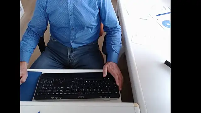 dutchpornking online show from September 16, 2025, 6:36 am