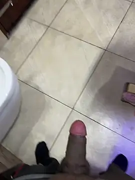 Snapshot of luciferdxm5 chatting on March 1, 2025, 9:29 am luciferdxm5 online show from March 1, 2025, 9:29 am