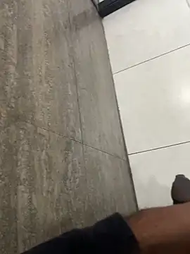 Snapshot of luciferdxm5 chatting on December 29, 2024, 4:38 am luciferdxm5 online show from December 29, 2024, 4:38 am