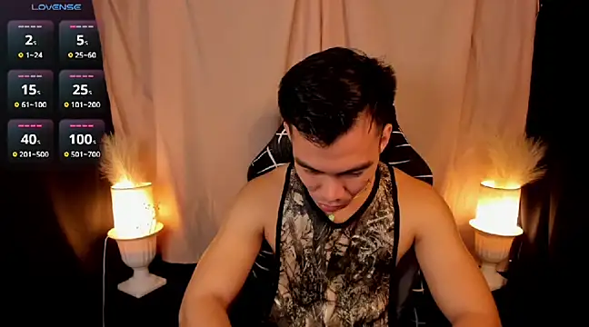 Snapshot of 000batman000 chatting on February 20, 2025, 1:08 pm 000batman000 online show from February 20, 2025, 1:08 pm