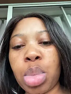 Snapshot of cherrybabe76 chatting on September 14, 2025, 2:06 pm cherrybabe76 online show from September 14, 2025, 2:06 pm