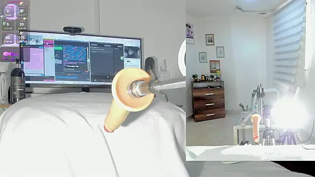 sofi velez online show from November 8, 2025, 5:05 pm