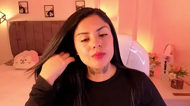 Catalinaa martinez online show from October 4, 2025, 2:57 am