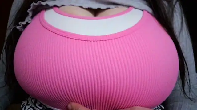 AnnyelinnaLove online show from March 27, 2026, 11:49 pm