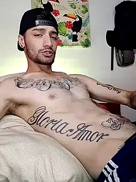 iamxandertv online show from November 10, 2025, 8:03 pm