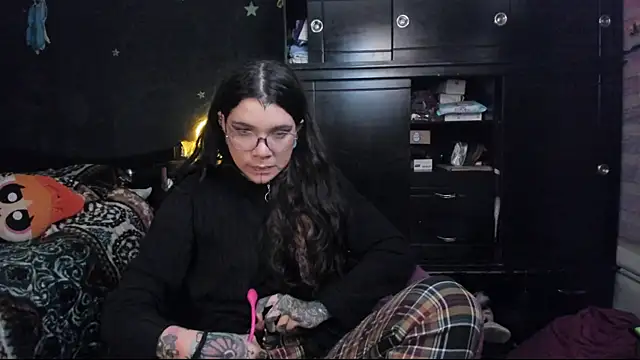 Lilmarieee online show from February 17, 2025, 11:00 pm