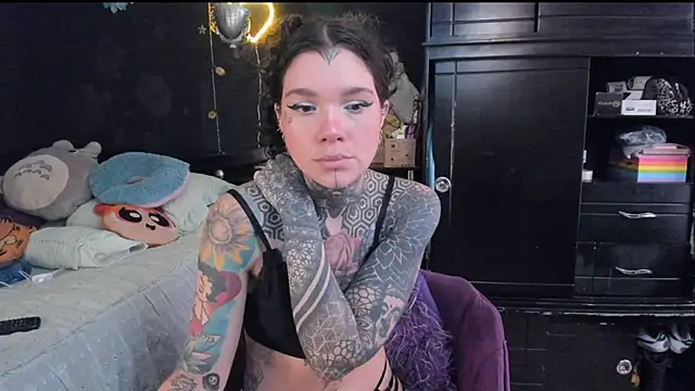 Lilmarieee online show from September 19, 2025, 4:11 pm