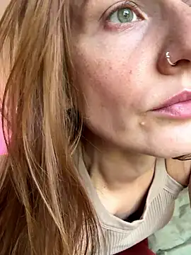 Snapshot of BritneyHall chatting on April 14, 2026, 10:20 am BritneyHall online show from April 14, 2026, 10:20 am