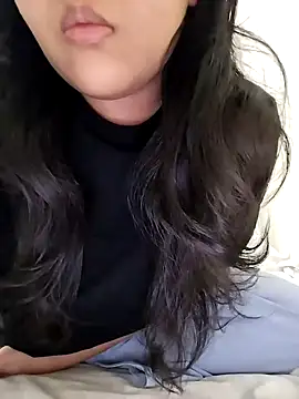 Annerae online show from March 18, 2025, 10:58 pm