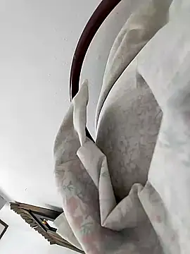 Annerae online show from March 19, 2026, 4:18 pm