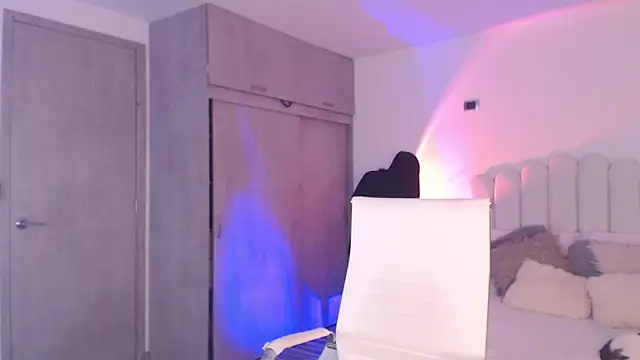 Brown skin11 online show from February 27, 2025, 7:37 pm