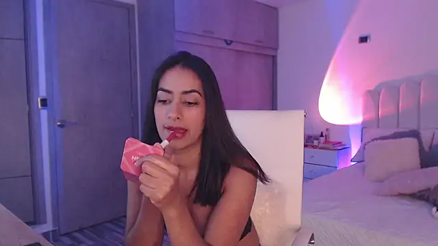 Brown skin11 online show from March 3, 2025, 9:15 pm