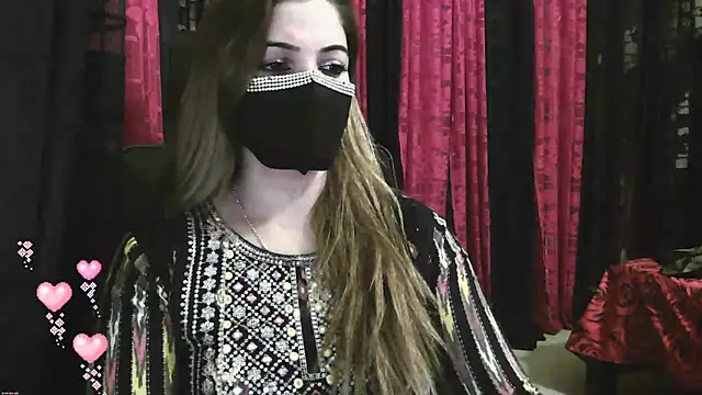 Cute Sonii online show from March 21, 2025, 4:40 pm