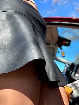 Snapshot of YOUR-KARINA chatting on March 30, 2026, 4:47 am YOUR-KARINA online show from March 30, 2026, 4:47 am