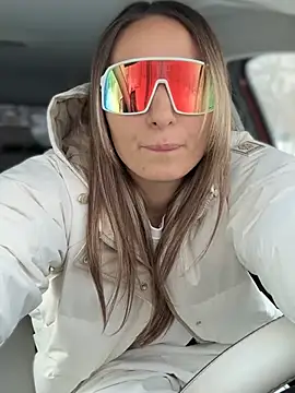 Snapshot of YOUR-KARINA chatting on January 18, 2026, 8:07 am YOUR-KARINA online show from January 18, 2026, 8:07 am