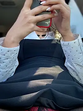 Snapshot of YOUR-KARINA chatting on March 28, 2026, 5:30 am YOUR-KARINA online show from March 28, 2026, 5:30 am