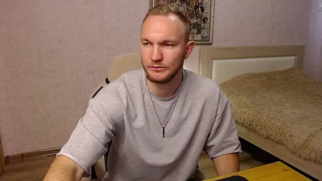 Toress1 online show from October 17, 2025, 12:29 pm