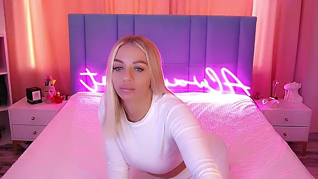 AllwaysHotJ online show from February 23, 2025, 2:18 am