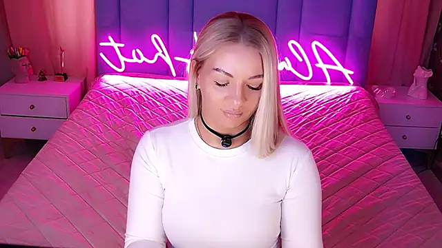 AllwaysHotJ online show from March 22, 2026, 2:26 am