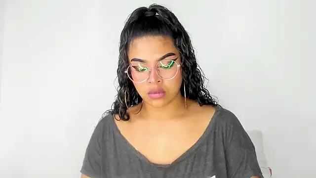 moana taylor online show from February 18, 2025, 10:05 am