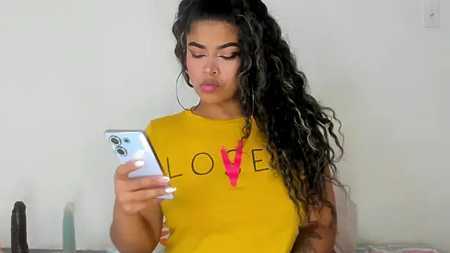 moana taylor online show from February 15, 2025, 6:55 pm