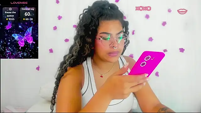 moana taylor online show from September 28, 2025, 10:33 am