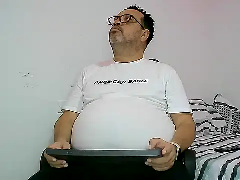 djtomxxx2777 online show from March 21, 2025, 5:23 pm