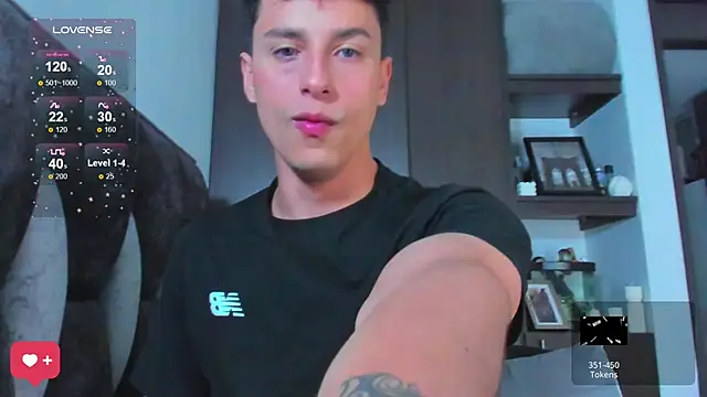 I Gabriel online show from March 12, 2025, 10:50 pm