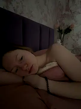 Snapshot of ConnieDaw chatting on December 3, 2024, 5:26 am ConnieDaw online show from December 3, 2024, 5:26 am