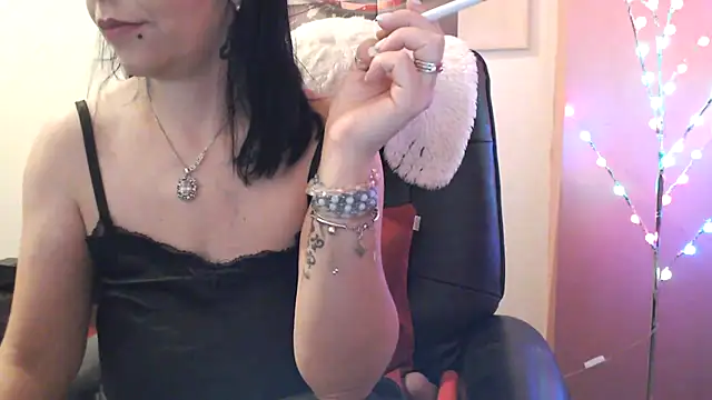 algodonyfresa online show from November 28, 2025, 11:27 pm